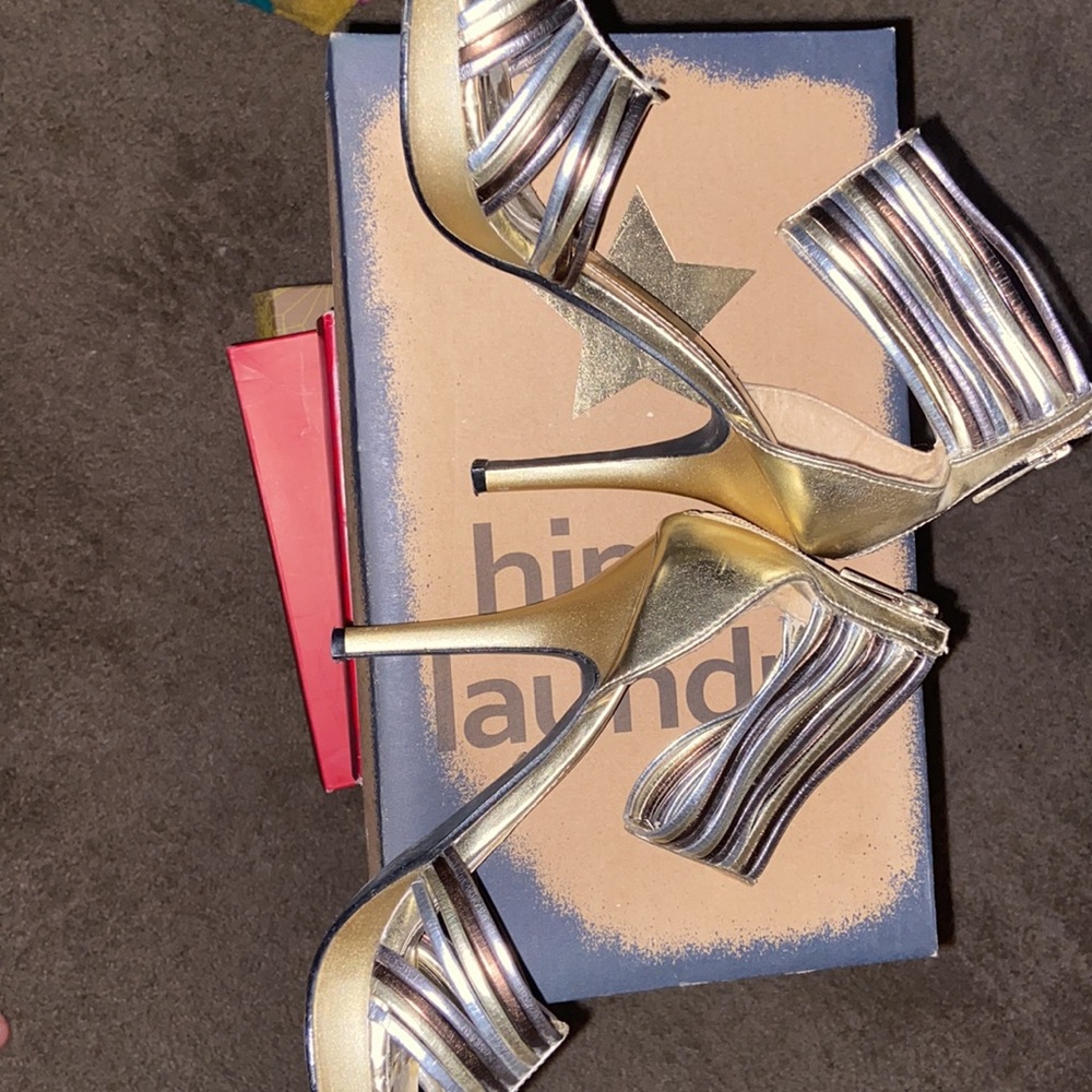 Shoes - Picture 3 of 6